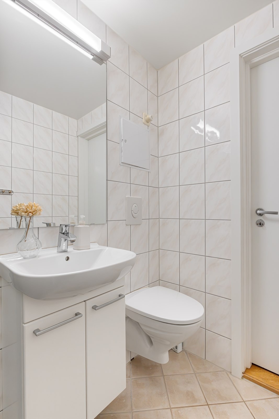 Badet er holdt i lyse, nøytrale farger og kan enkelt sprites opp Galleribilde