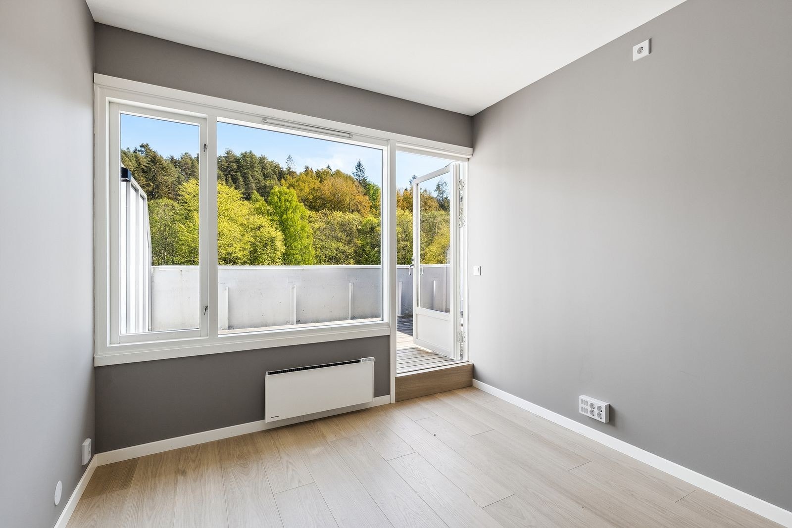 Stue med utgang til terrasse. Galleribilde