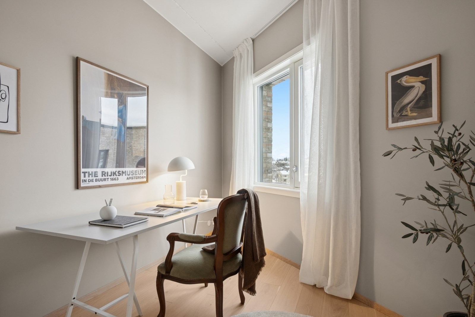 Soverom II: Kan enkelt brukes som barnerom/gjesterom/kontor. Galleribilde