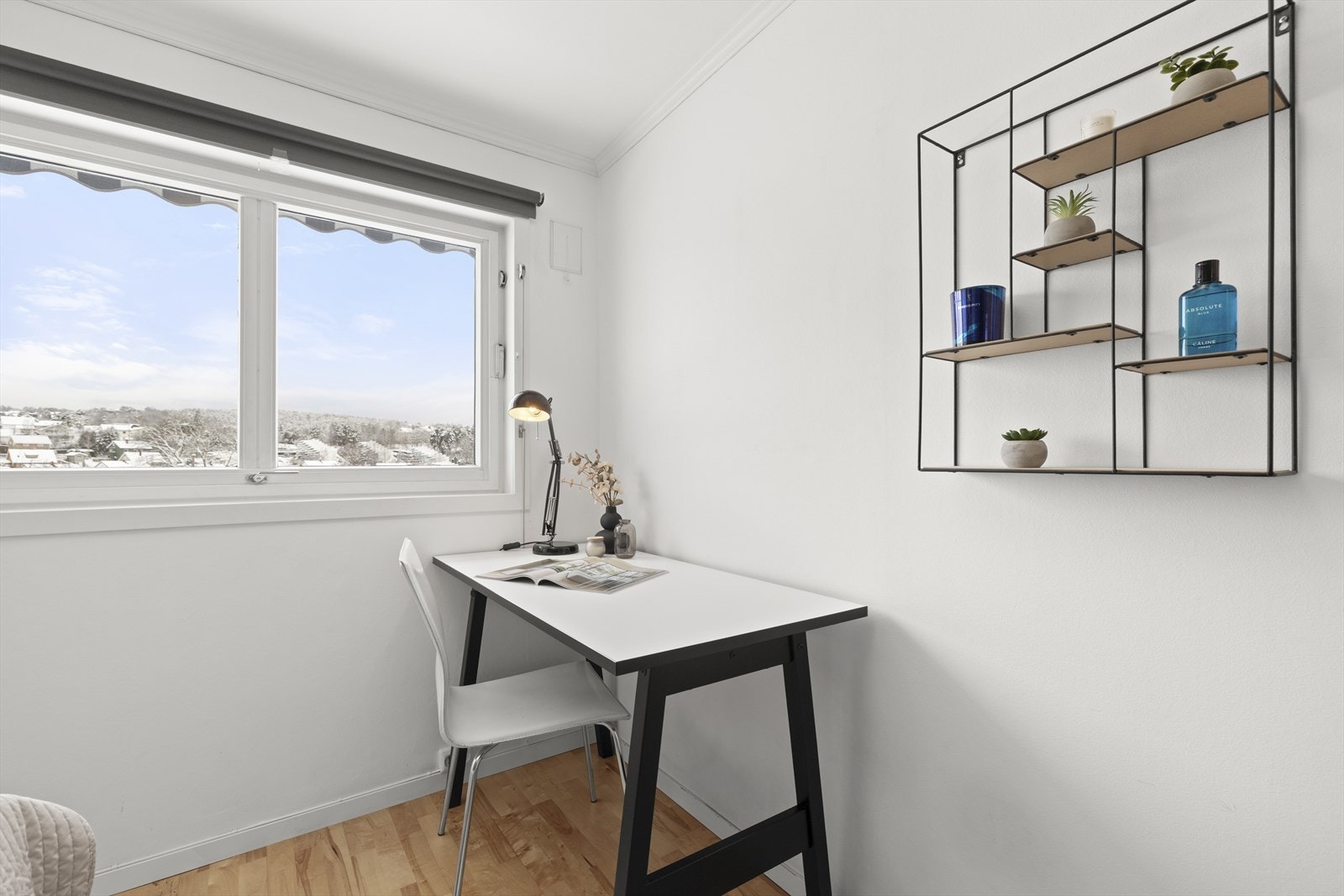 Ingen innsyn og rikelig med naturlig lysinnslipp. Galleribilde