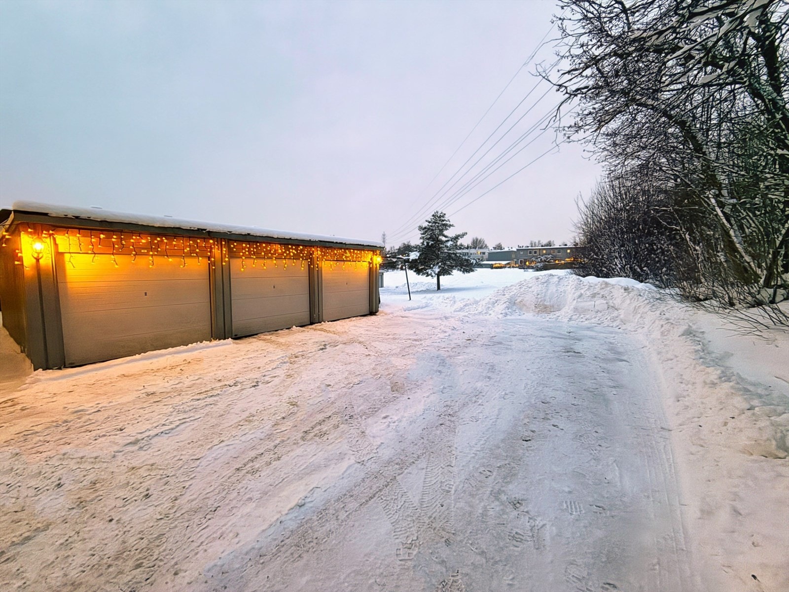 Bilde tatt av selger. Galleribilde