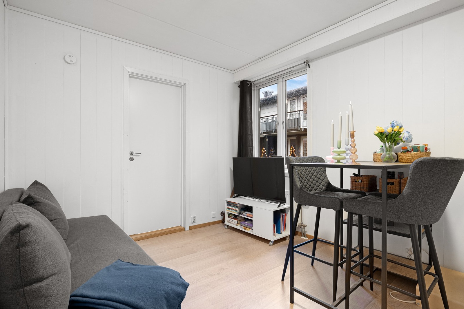 Boligens separate del har egen inngang har muligheter for utleie. Galleribilde