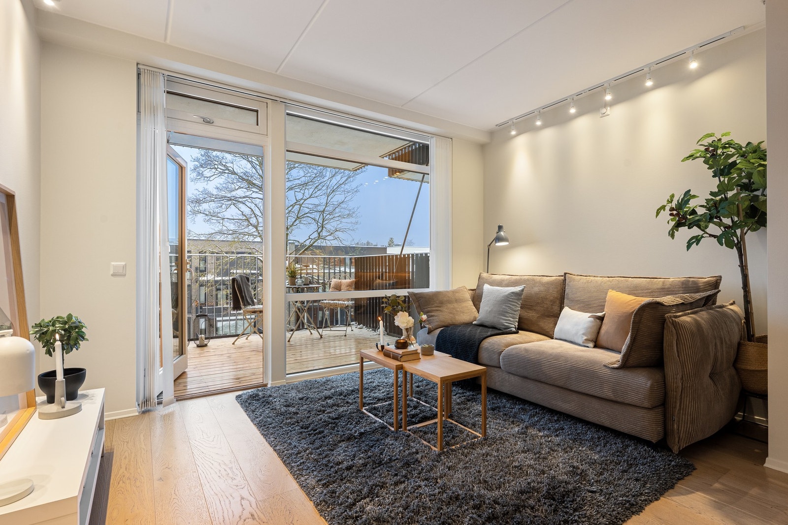 Velkommen til Arnstein Arnebergs vei 4, presentert av Kim Nordtorp v/ PrivatMegleren Bærum Galleribilde