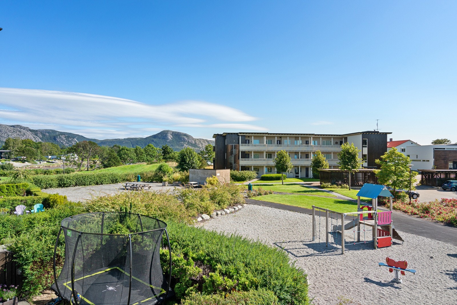 Uteområde. Galleribilde