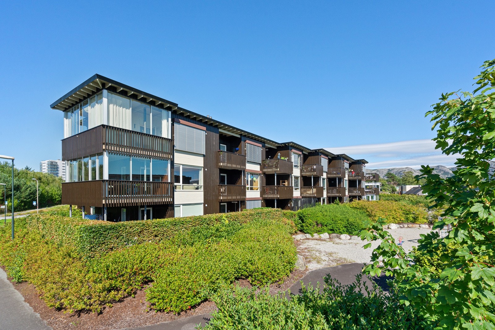 Boganessletta 50 presenteres av Proaktiv Eiendomsmegling v/ Kay Stian Espeland. Galleribilde