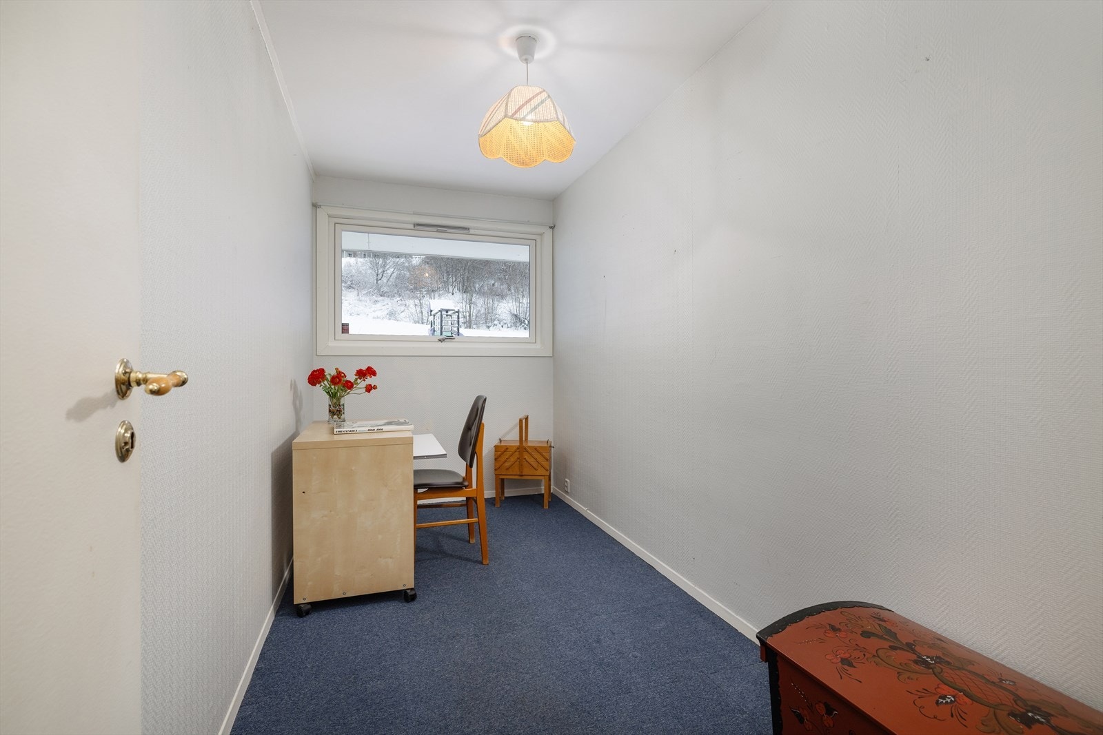 Her ligger alt til rette for hjemmekontor Galleribilde