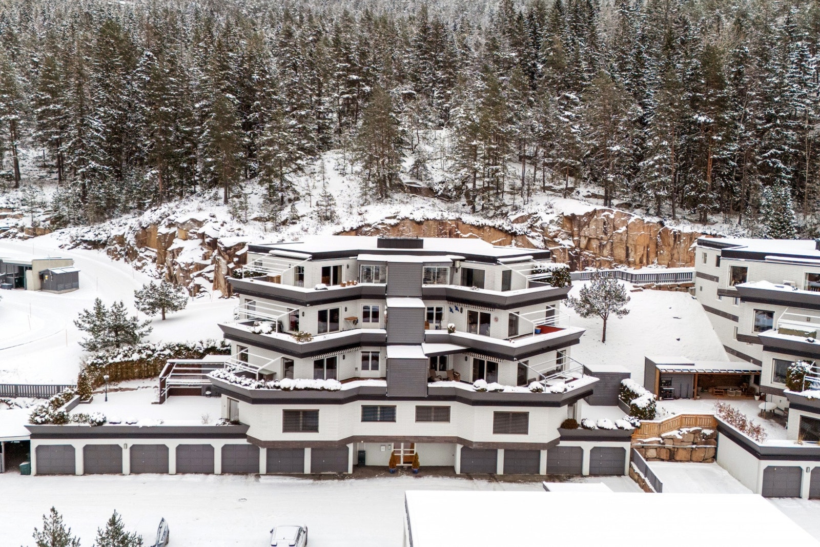 Store heve-/skyvedører ut til terrassen Galleribilde