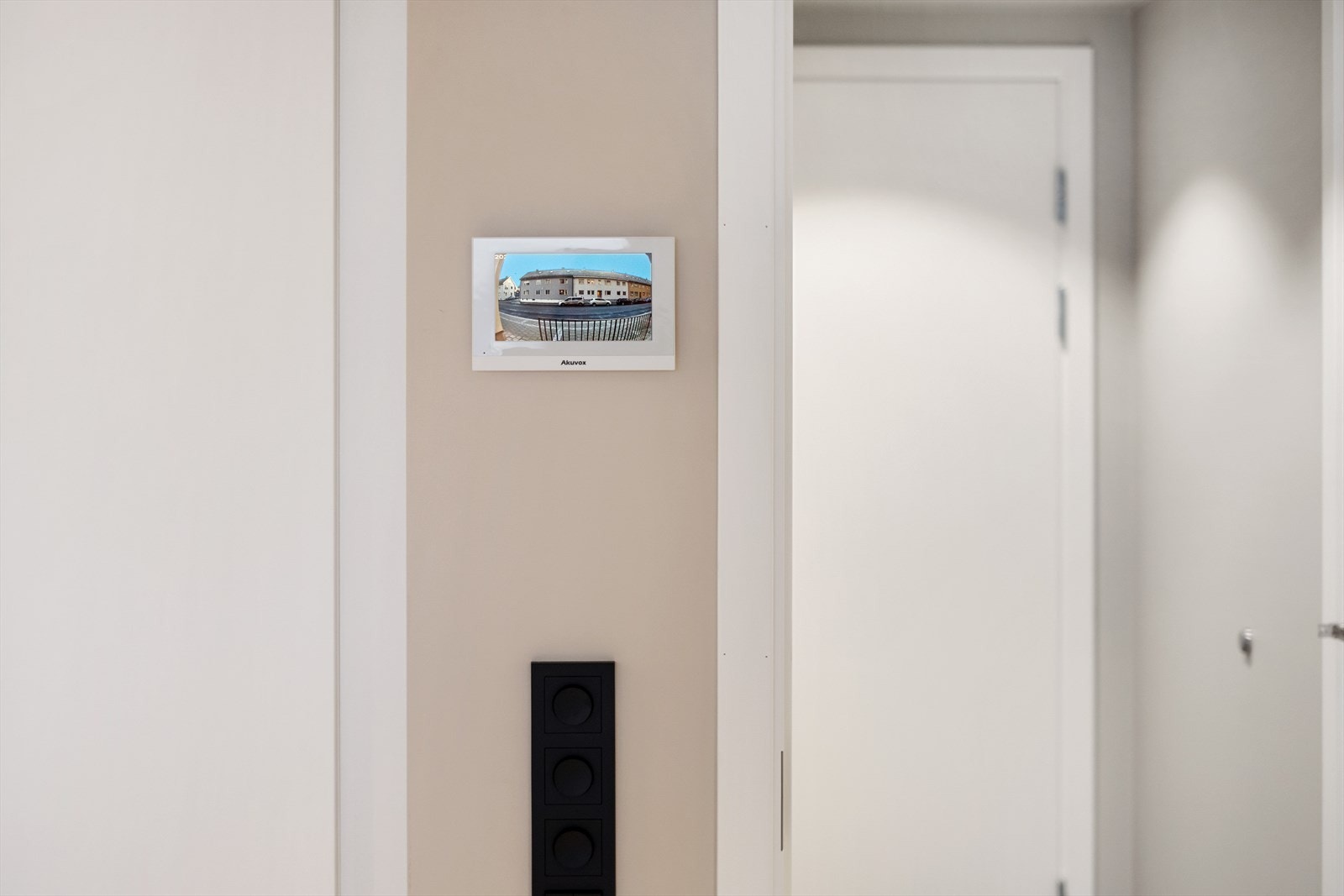 Leiligheten er utstyrt med porttelefon Galleribilde