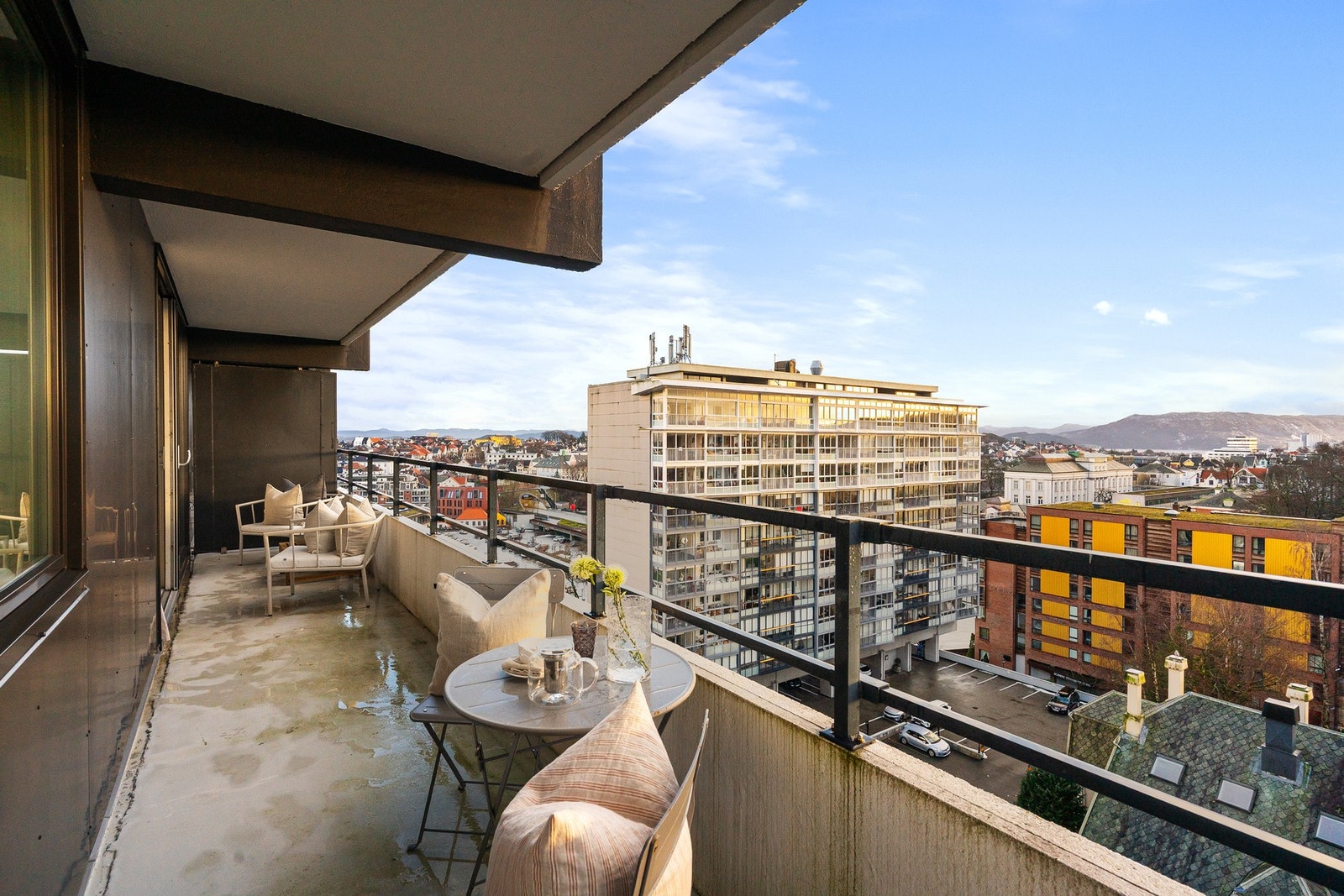 Balkong. Galleribilde