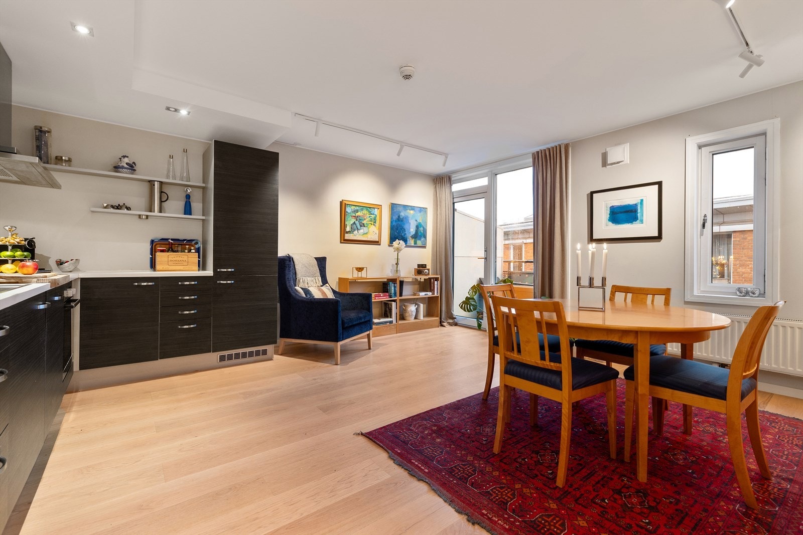 Pen og arealeffektiv 3-roms selveierleilighet med attraktiv beliggenhet på Bislett / St. Hanshaugen. Galleribilde