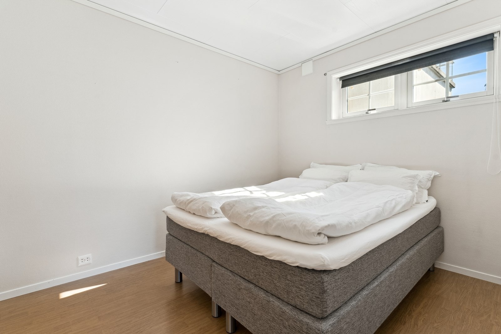 Soverom i utleigedel Galleribilde