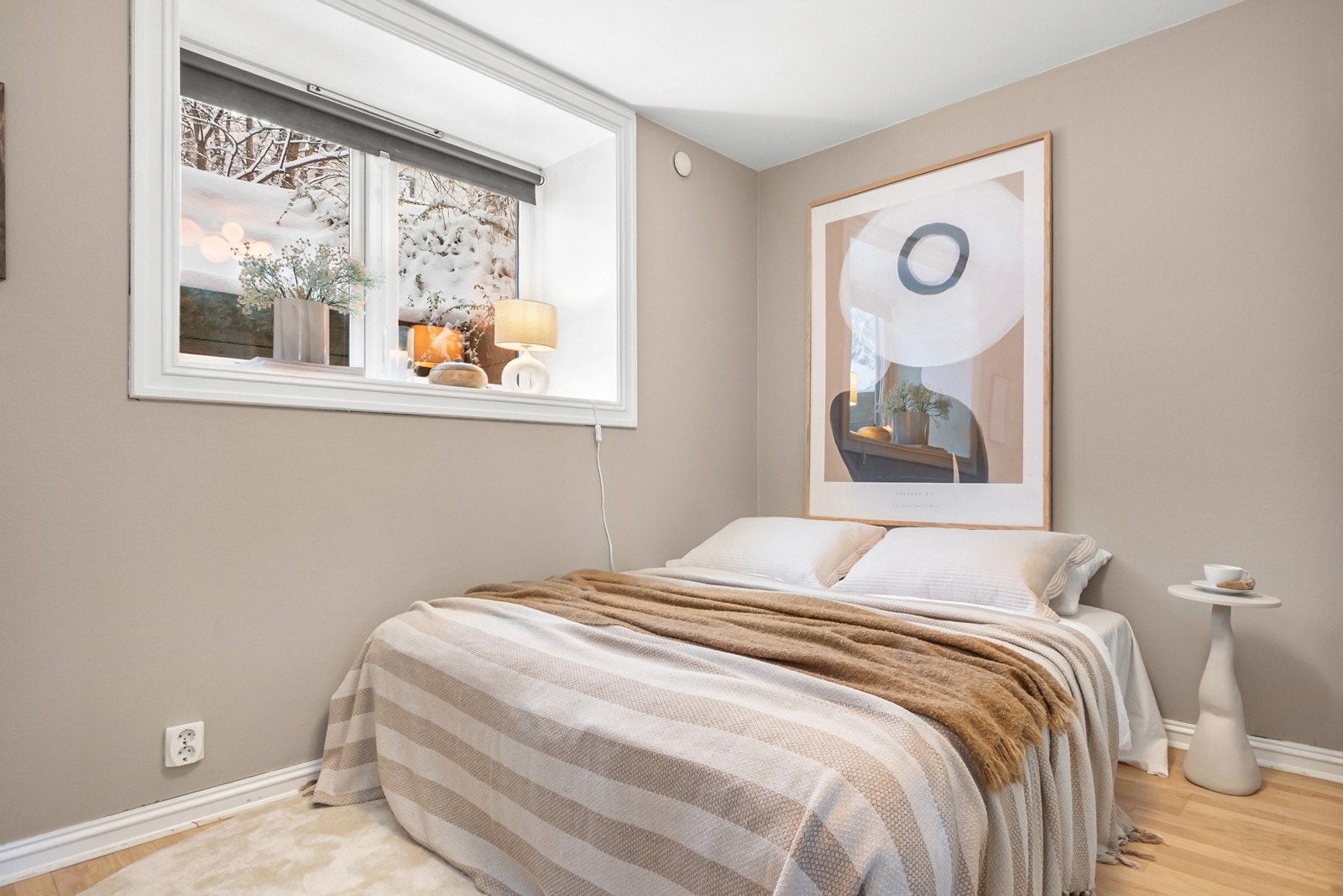 Soverommet har plass til dobbeltseng og annet møblement. Galleribilde