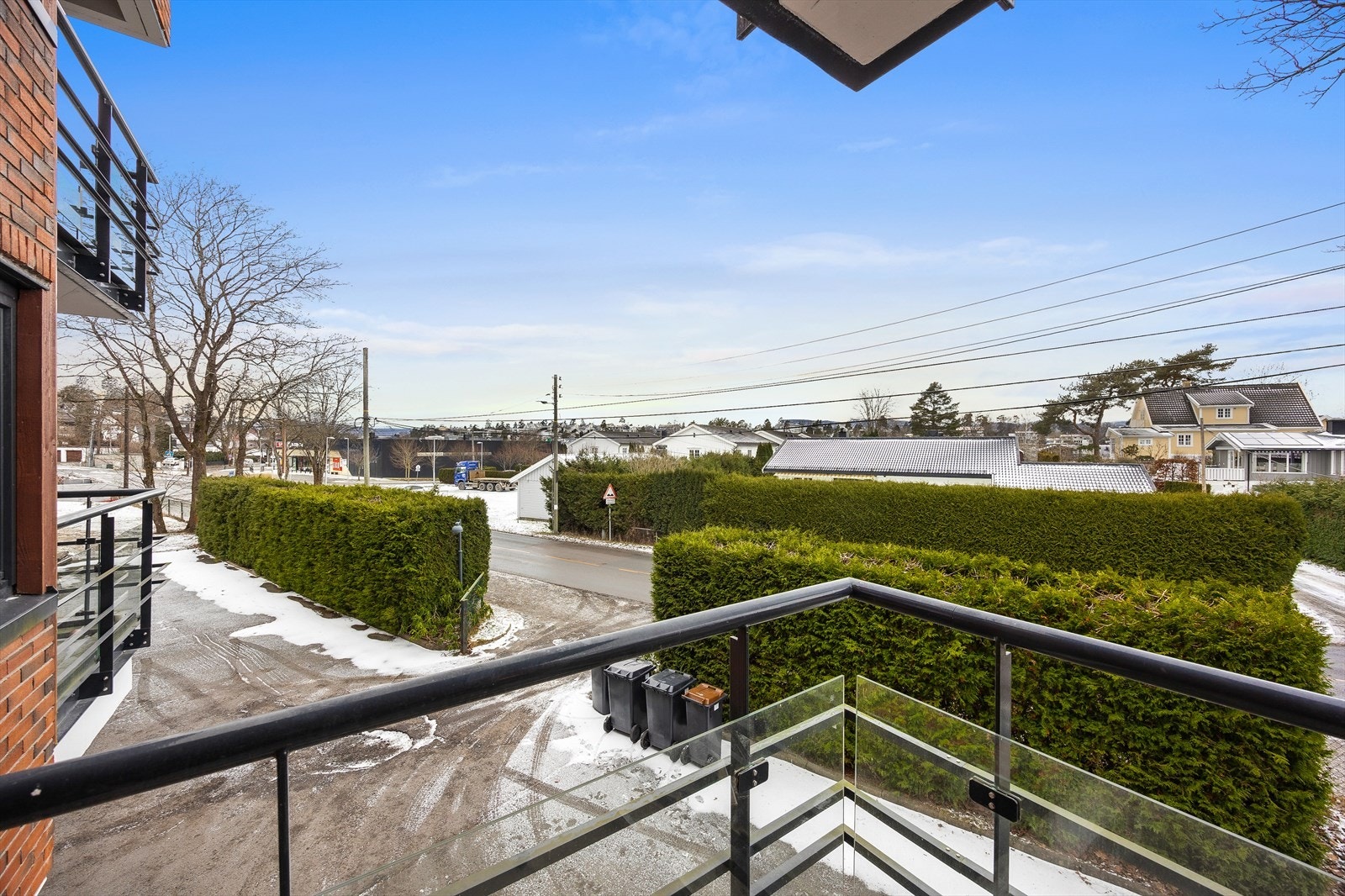 Beliggenheten på Snarøya er rolig og veletablert Galleribilde