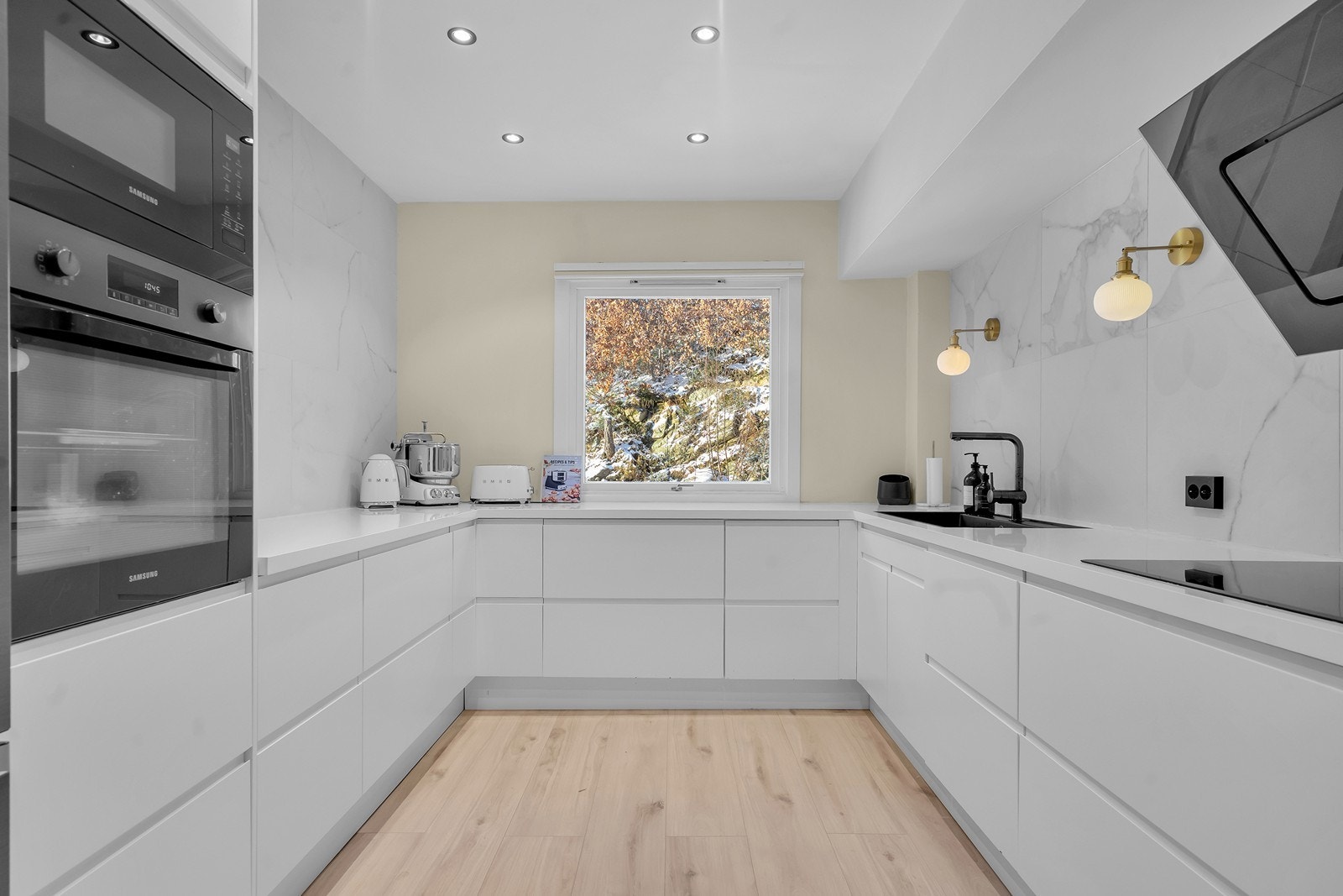 Råflott og stilrent kjøkken fra 2023 Galleribilde