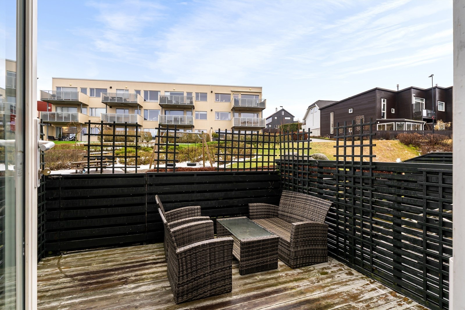 Terrasse fra soverom. Galleribilde