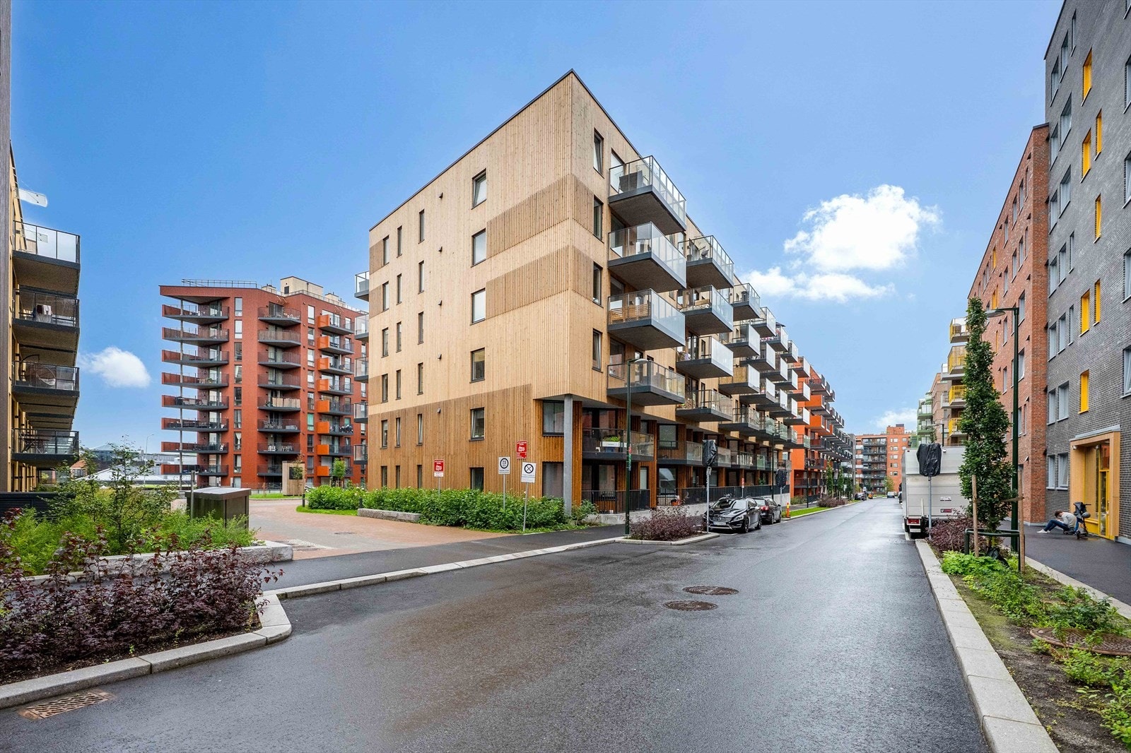 Boligbygg med heis, balkonger og god standard. Galleribilde