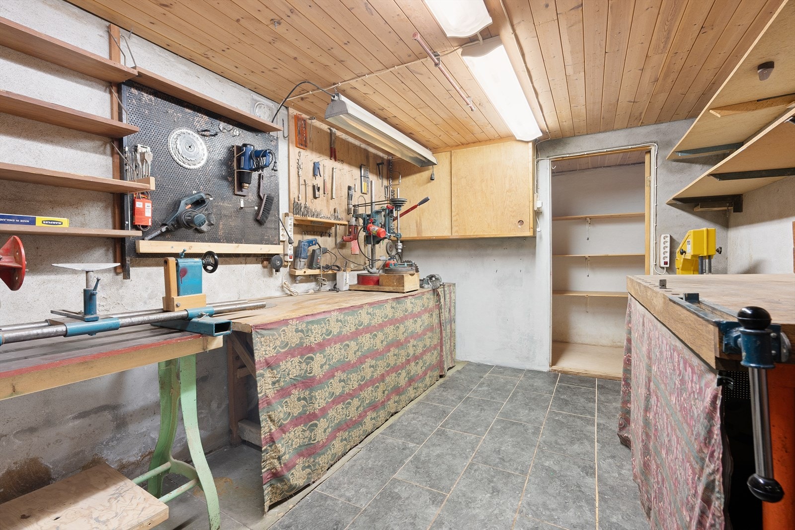 Praktisk verksted/arbeidsrom (ikke byggesøkt). Galleribilde