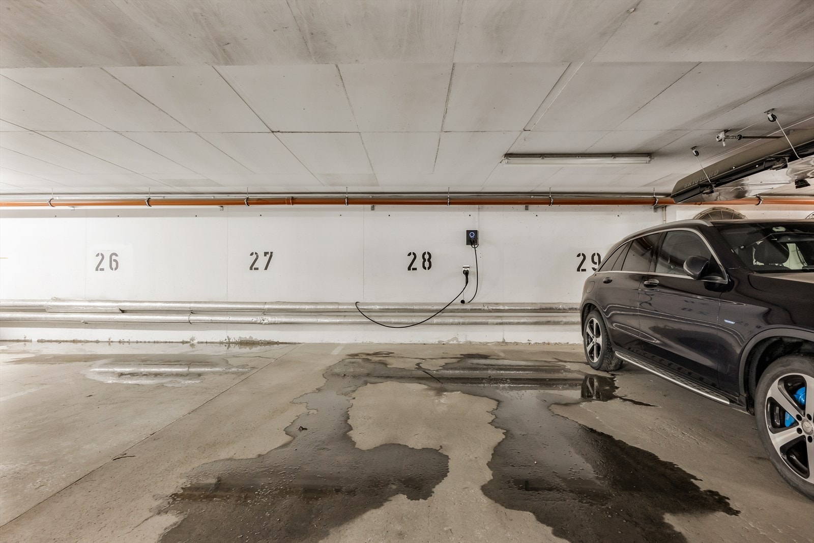 Det medfølger garasjeplass i kjelleranlegg med ladeopplegg for el-bil. Galleribilde