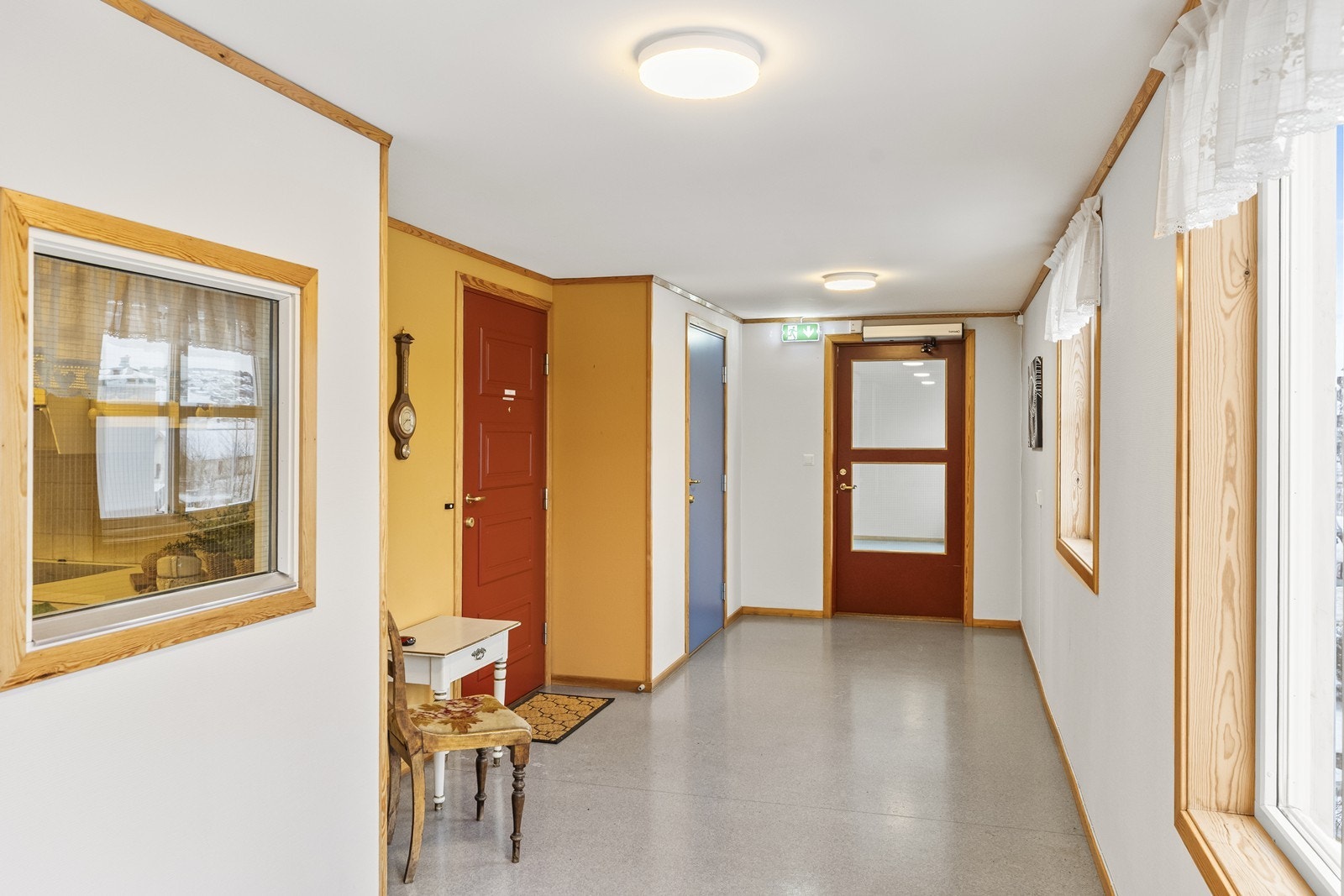 Fellesarealene i bygget er lyse og velholdte. Galleribilde