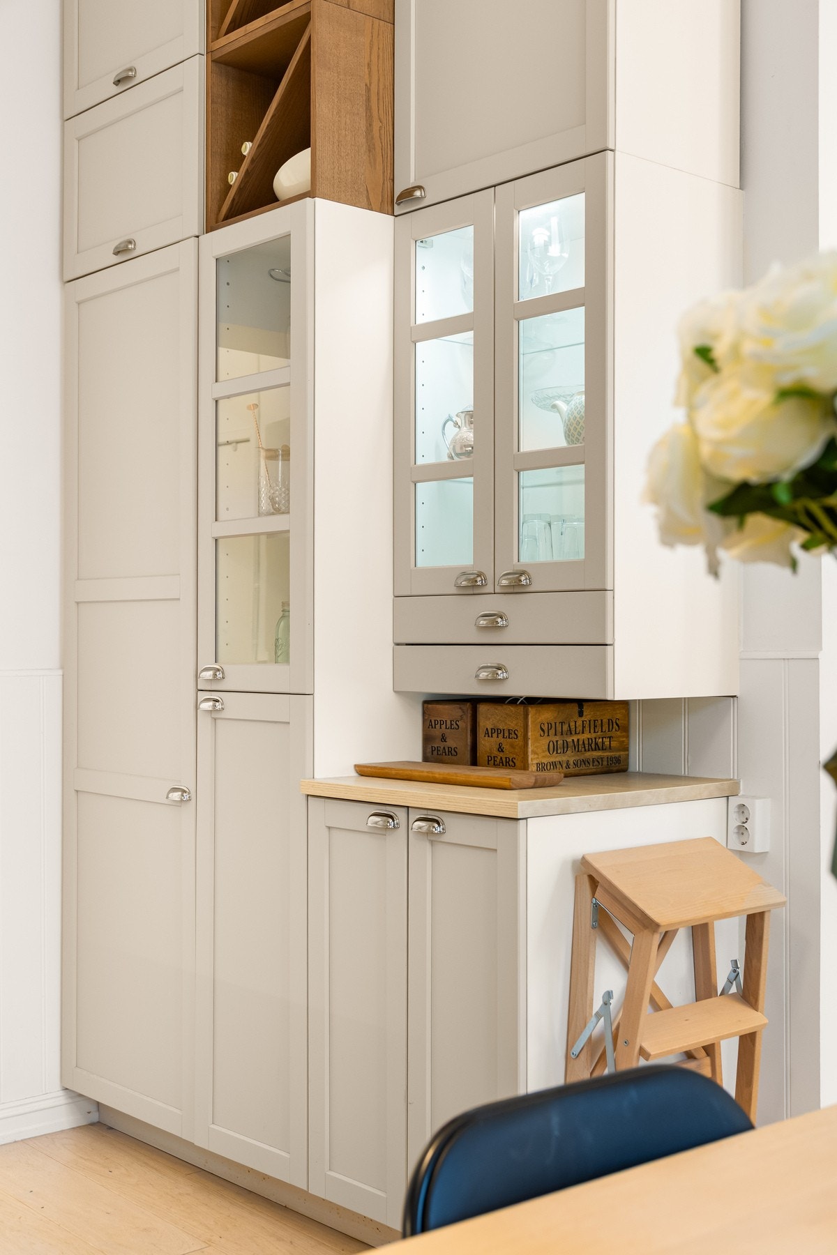 Ekstra oppbevaring på kjøkken. Galleribilde