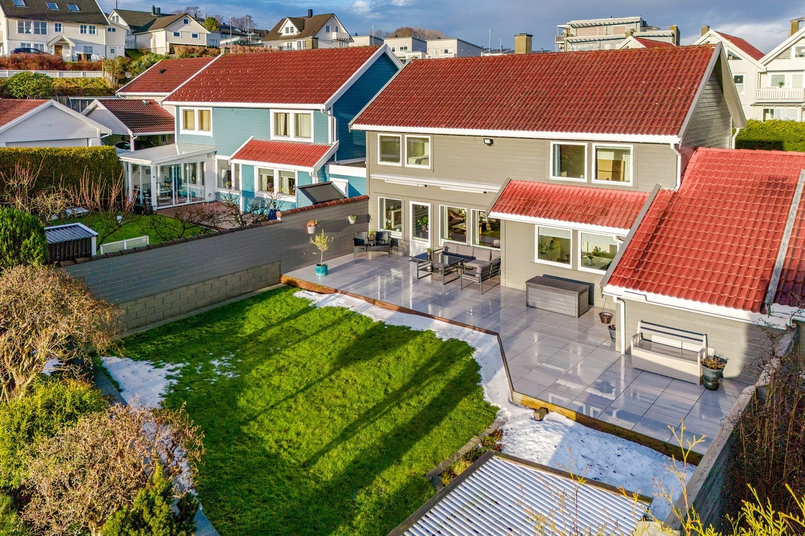 Velkommen til en flott familiebolig i Sandvedtunet 28 Galleribilde