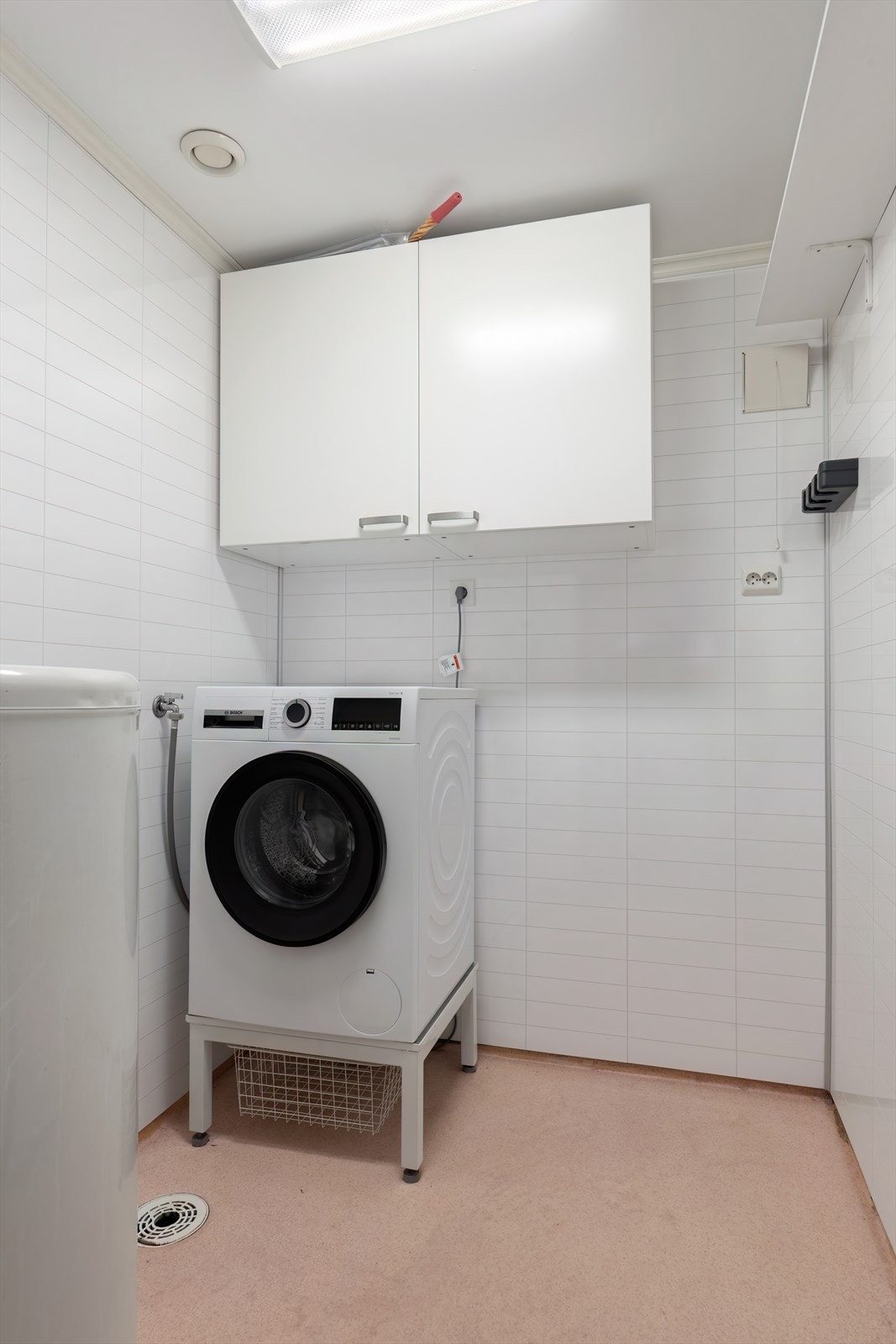 1. etg: Vaskerom Galleribilde