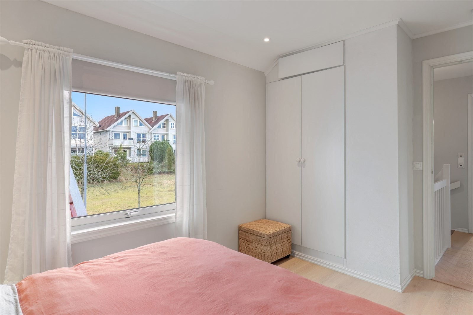 2. etg: Soverom 2 Galleribilde