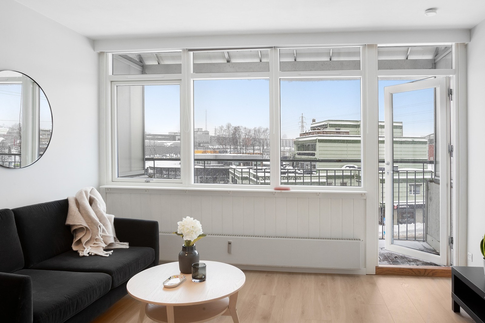 Leiligheten ligger i byggets 4. etasje. Galleribilde