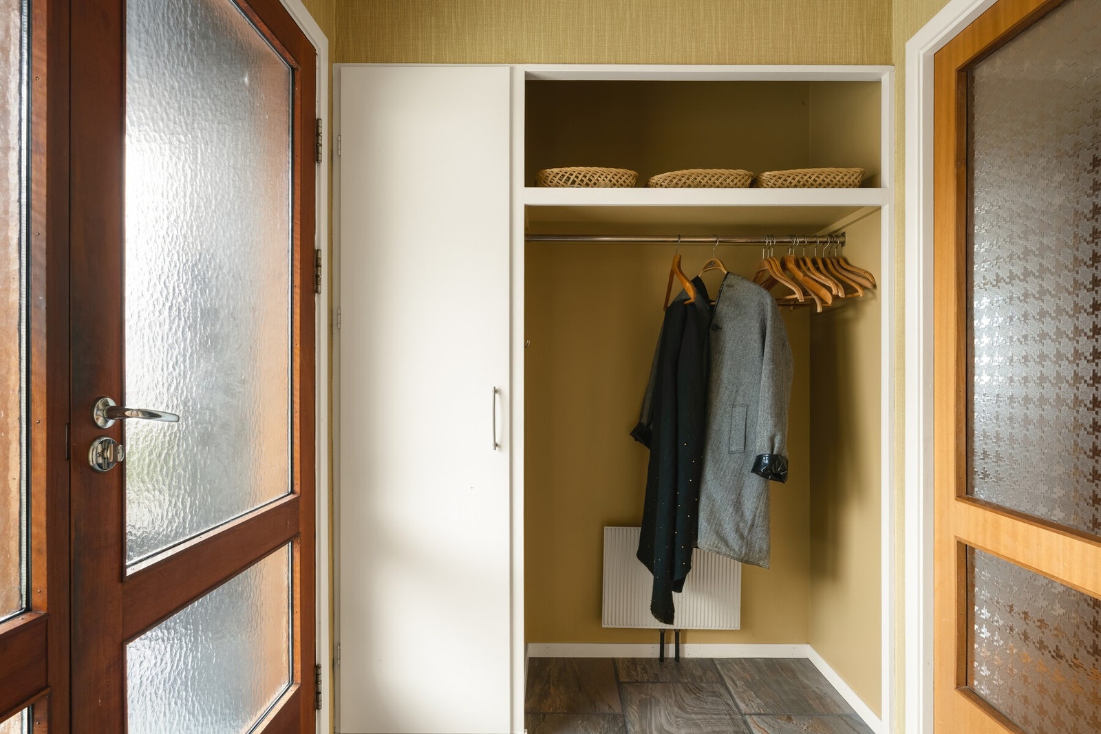 Vindfanget er romslig og praktisk, med gode garderobemuligheter. Galleribilde