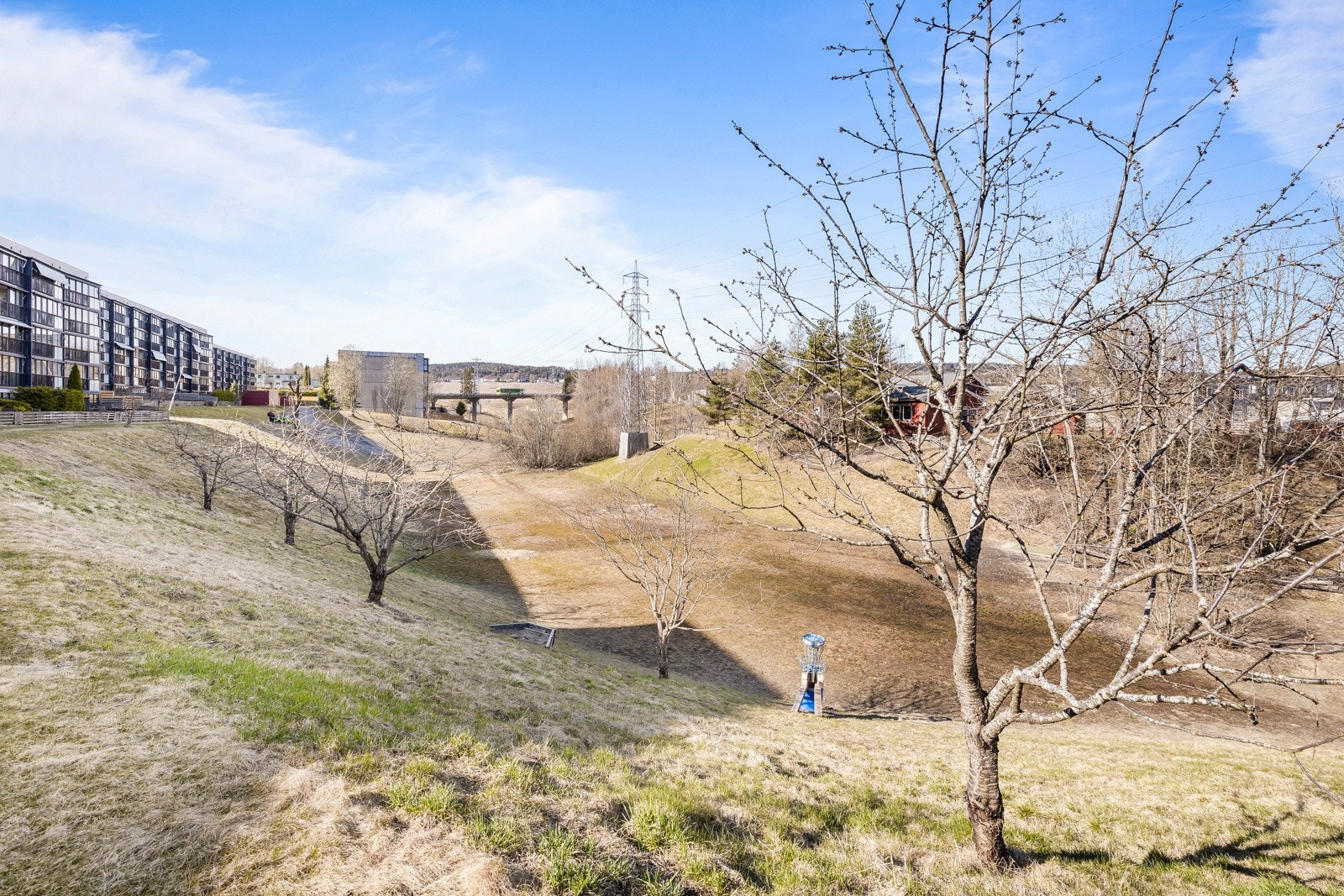 Borettslaget har store og fine fellesområder med mye plass til lek og aktivitet. Galleribilde