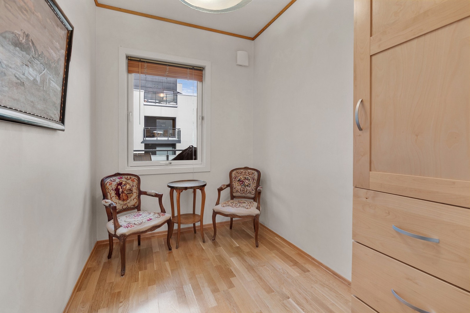 Soverom nr.3 med plass til seng og skap - Passer ypperlig som barnerom, gjesterom eller kontor - Alt etter ønske og behov. Galleribilde