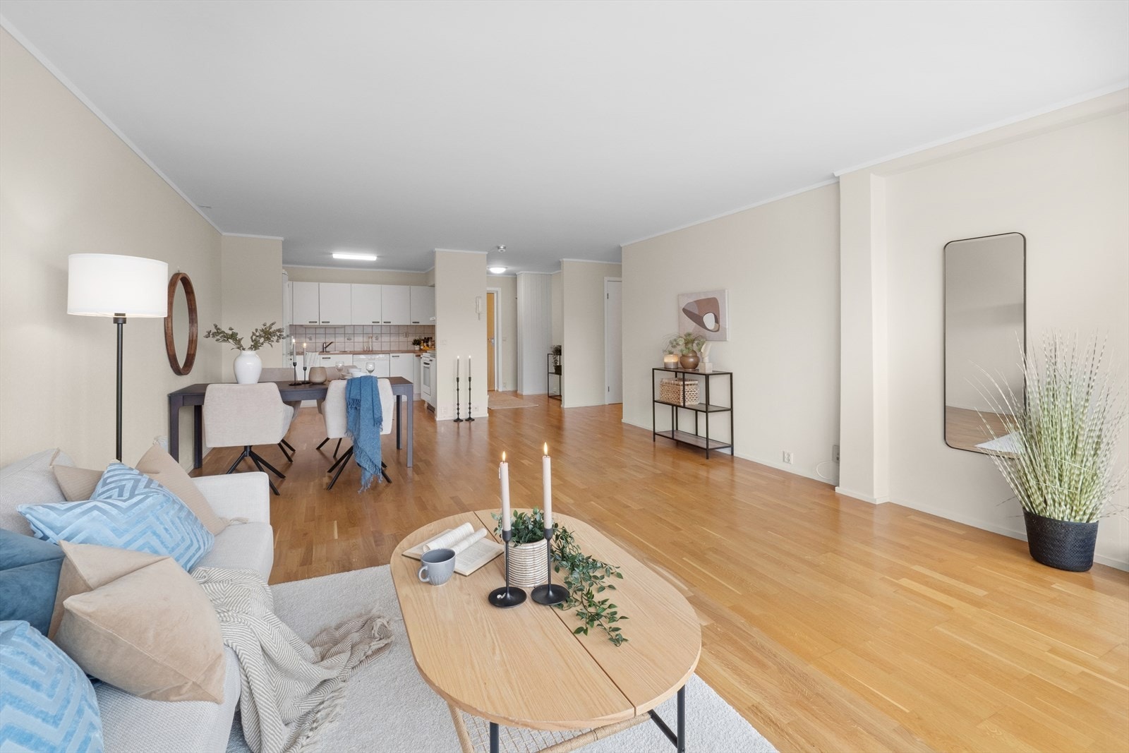 Leiligheten har en praktisk planløsning. Galleribilde