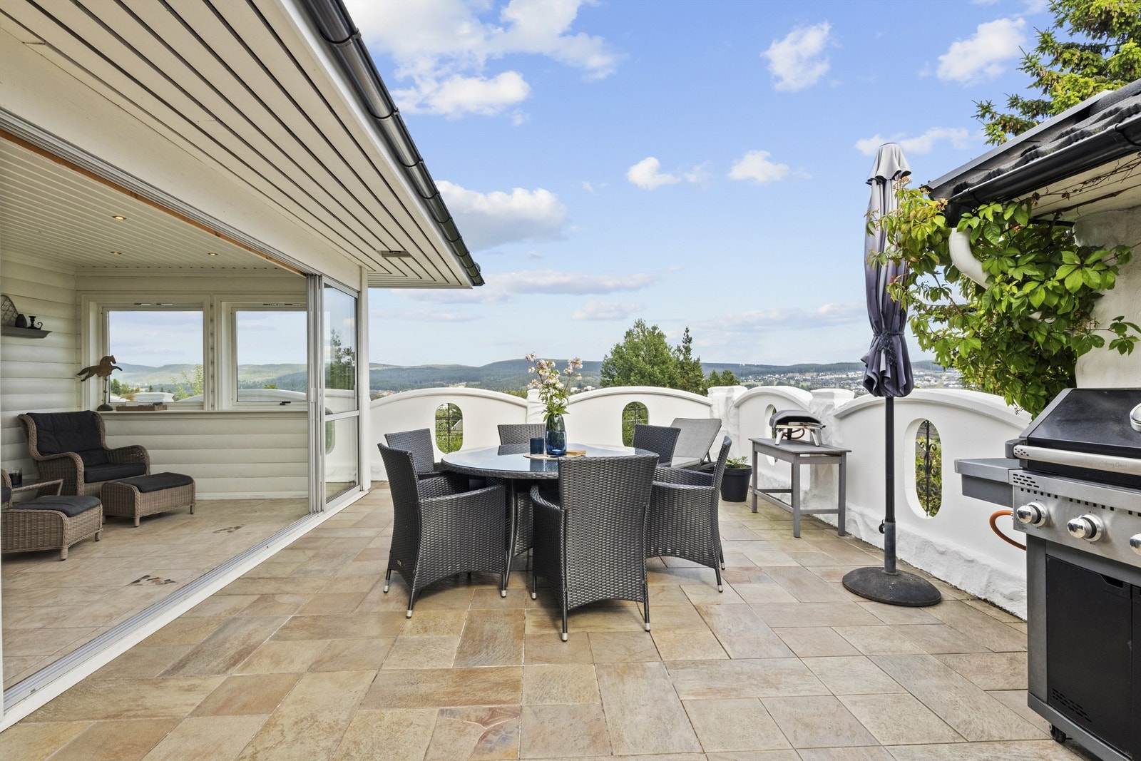 Utsikt og privatliv - her kan du nyte rolige stunder ute. Galleribilde