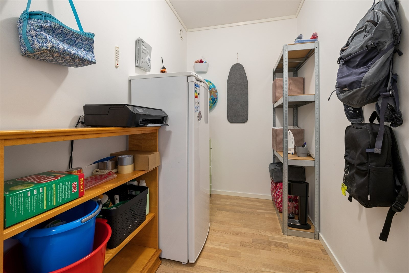 Gode lagringsmuligheter i både innvendig bod og sportsbod. Galleribilde