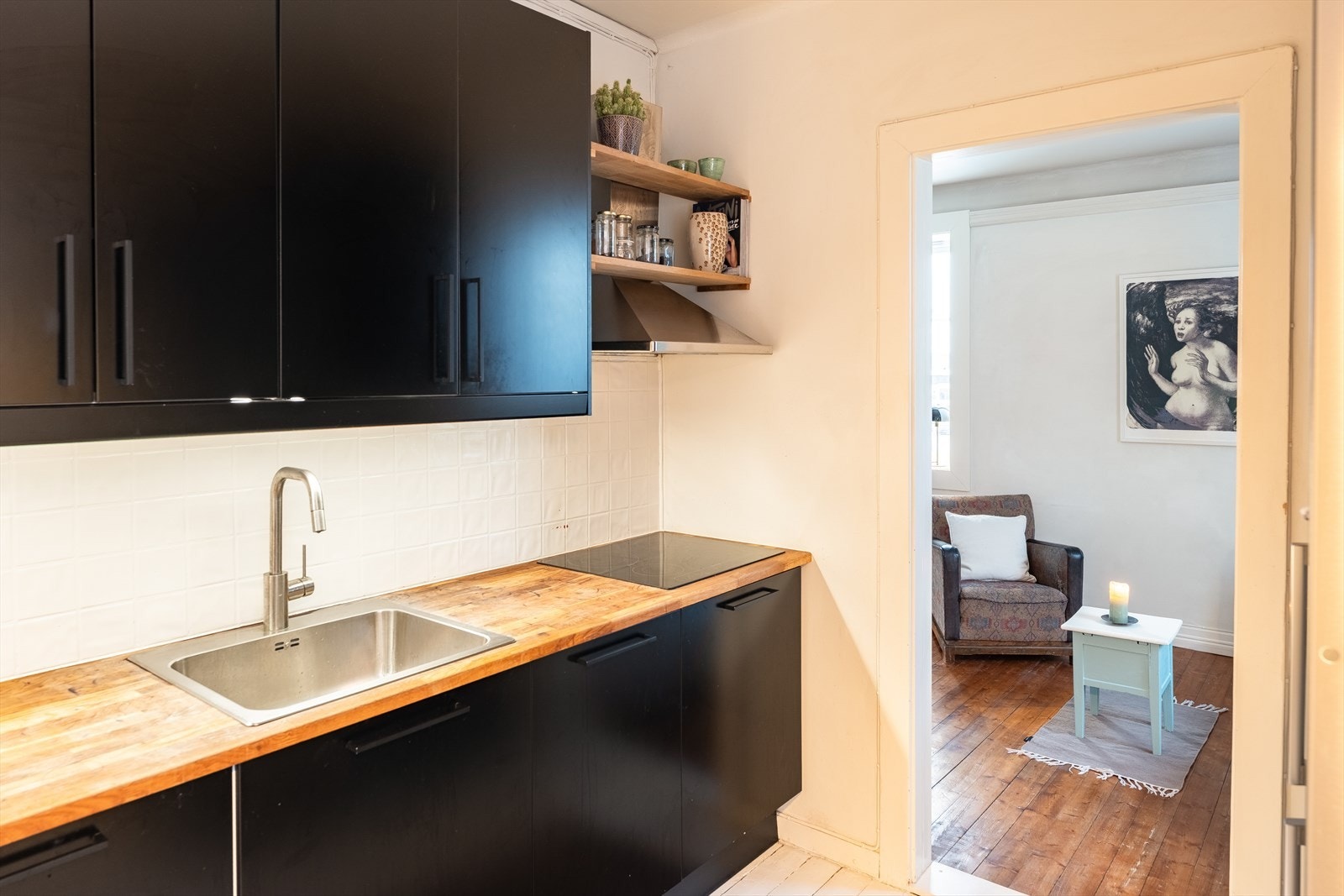 Det er også satt inn ny vask og nytt blandebatteri. Galleribilde