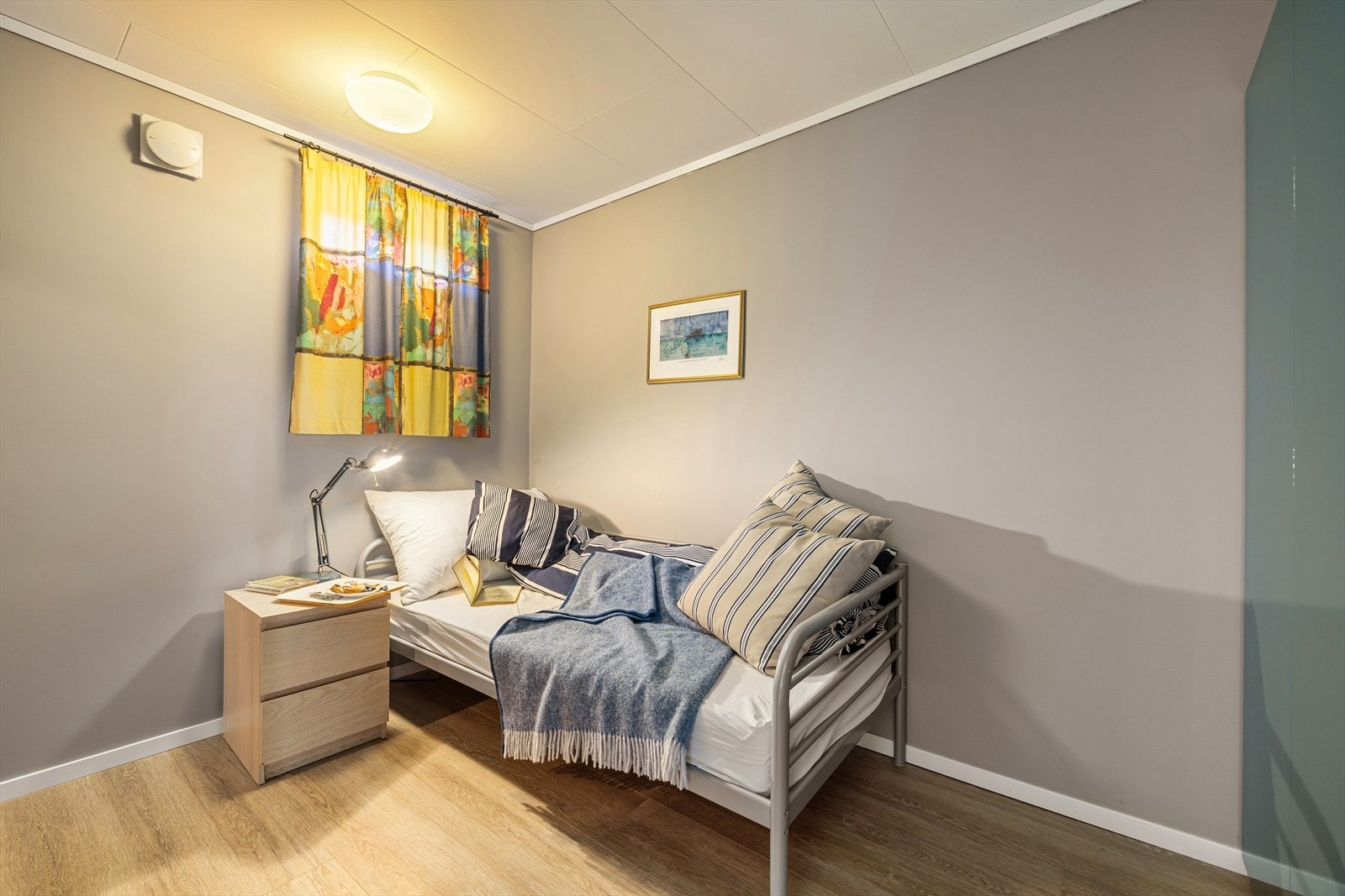 Den ene boden har et lite vindu og har vært brukt som soverom, men er ikke godkjent til slik bruk Galleribilde