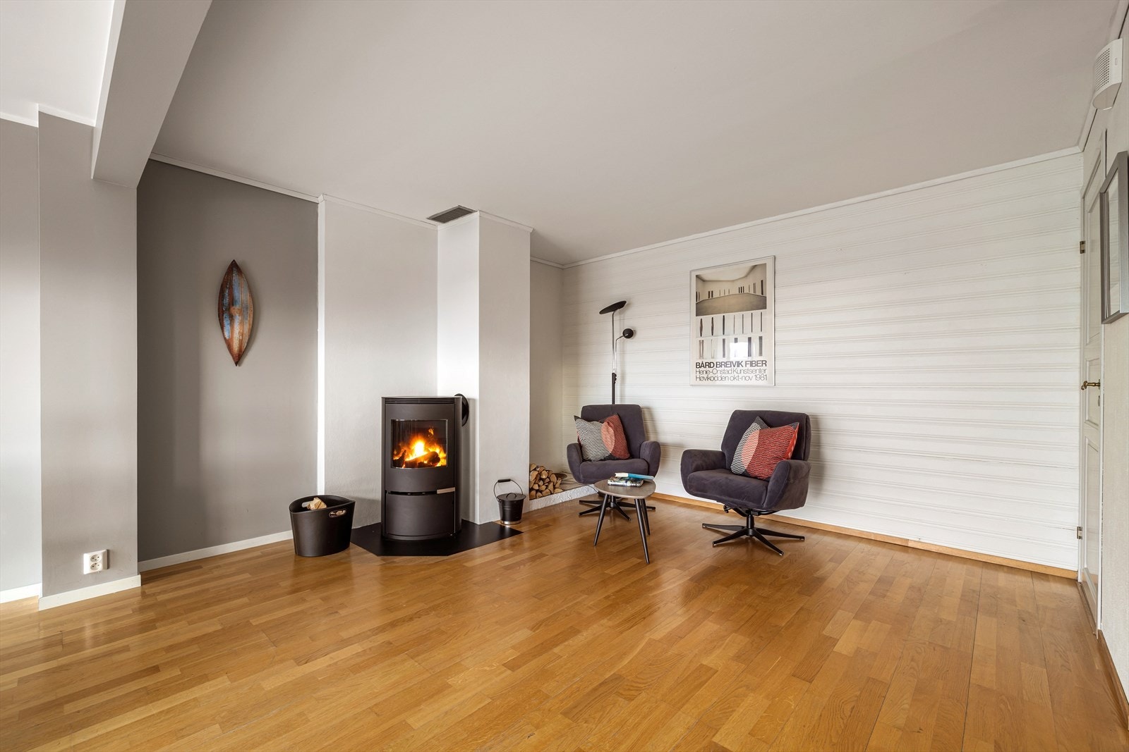 I bakkant i u.etg. er det to boder, der det i flere tilsvarende rekkehus er laget til et ekstra bad (søknadspliktig tiltak) Galleribilde