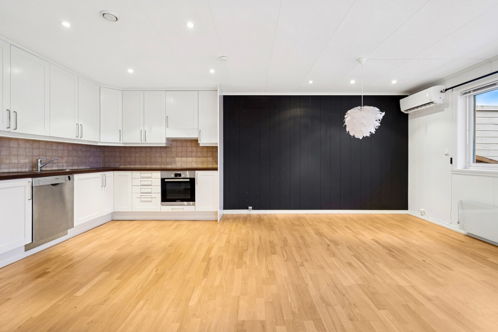 Her får du en lys og moderne selveierleilighet med 2 soverom Galleribilde