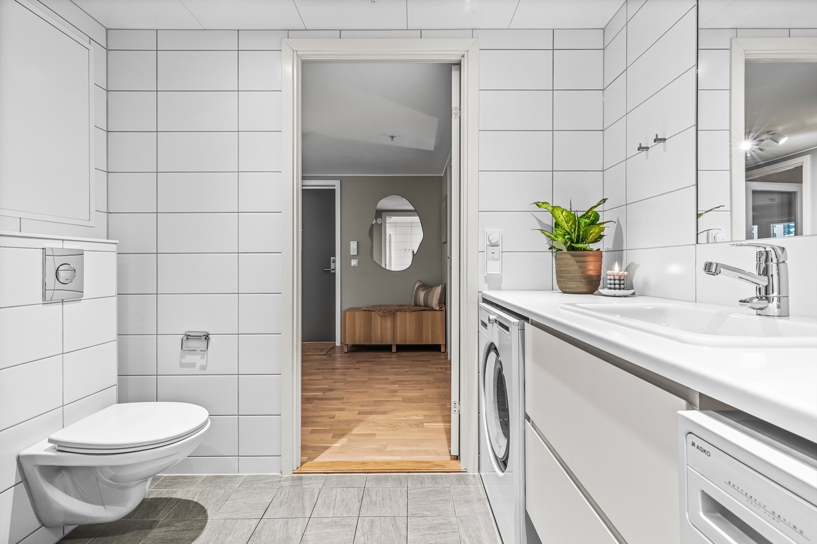 Gjennom felleskostnadene betales det et a-konto beløp for oppvarming. Galleribilde