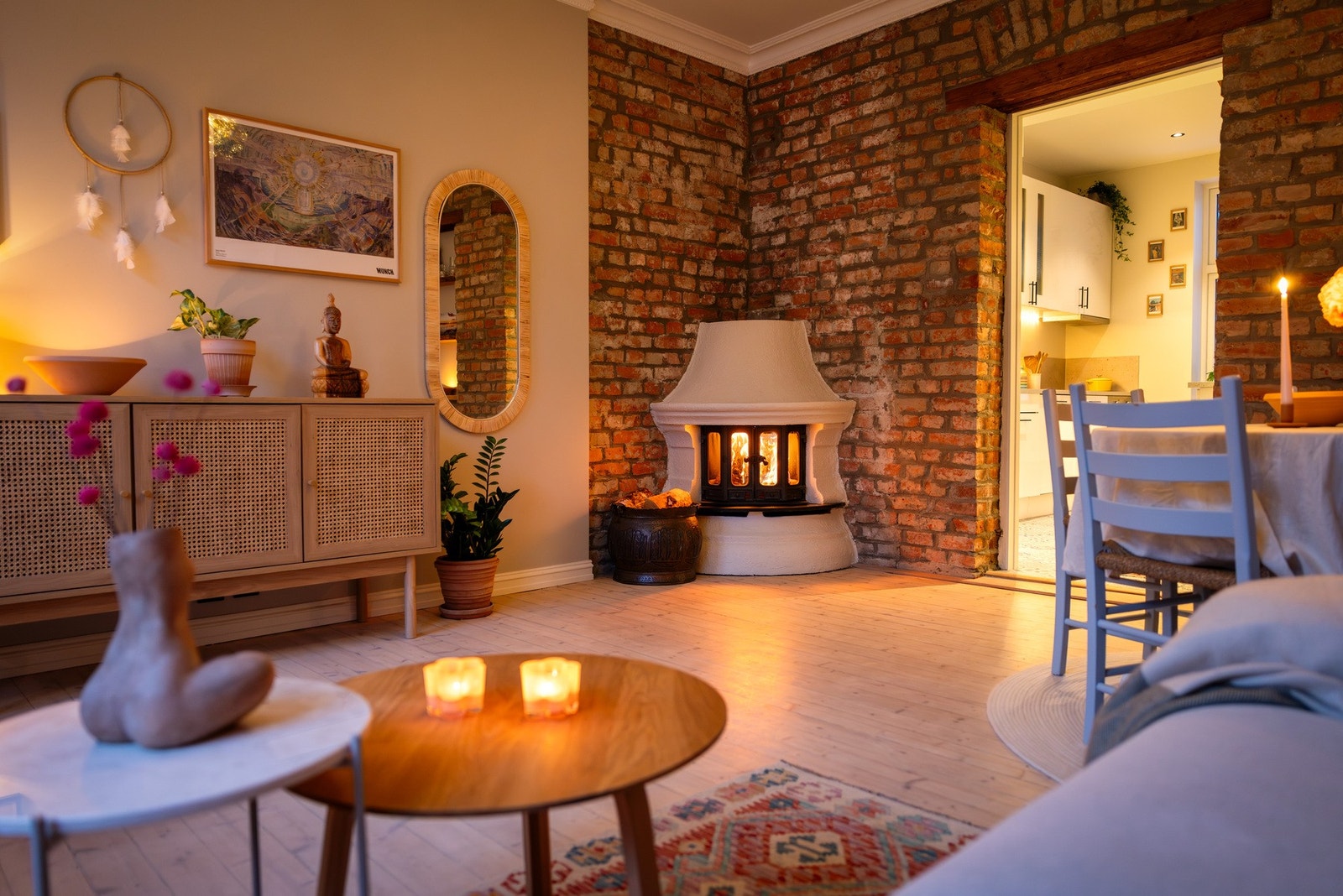 Velkommen til en klassisk leilighet med MYE personlighet. MÅ OPPLEVES
Foto Galleribilde