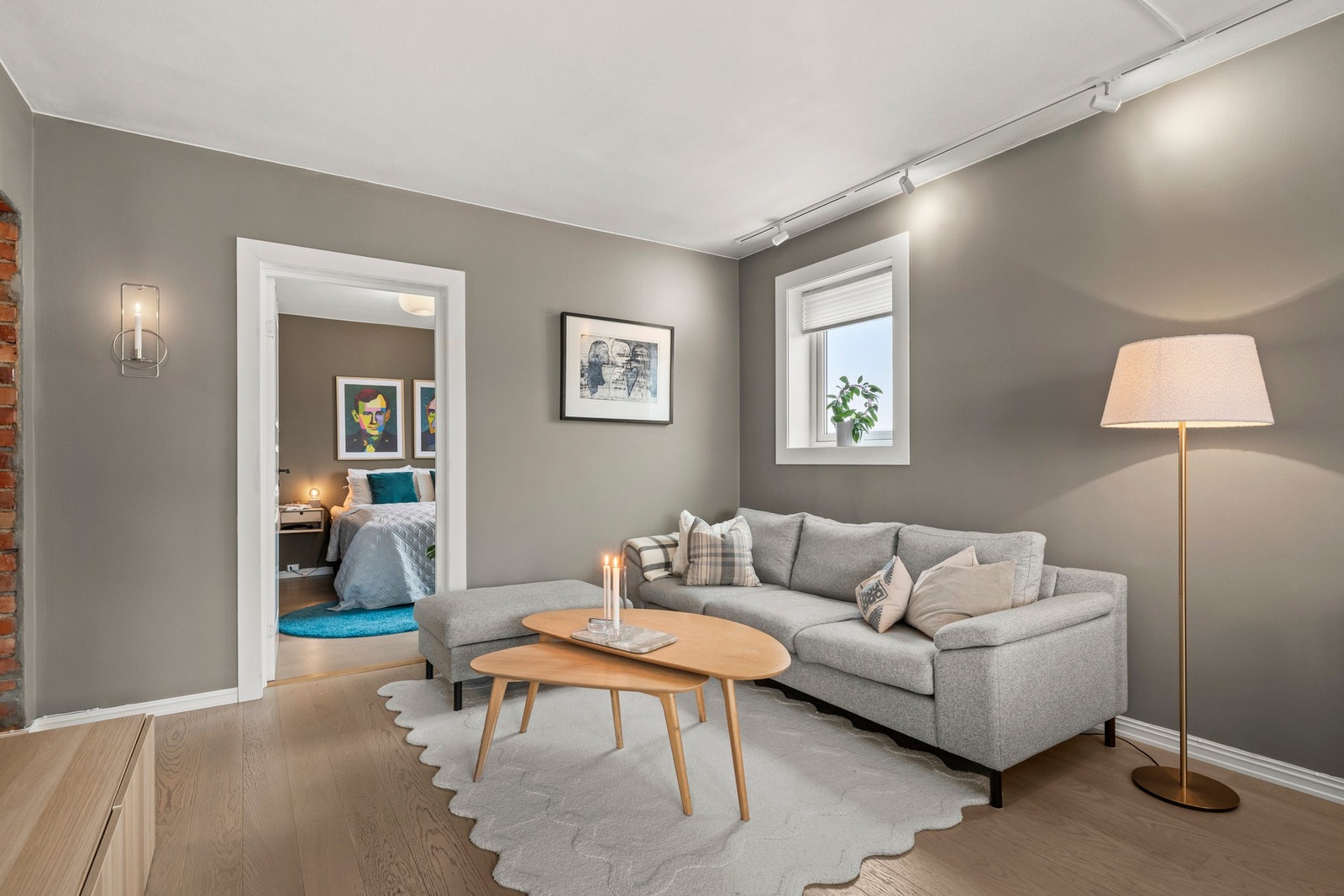 Leiligheten ligger på enden, og lysforholdene er upåklagelige. Galleribilde