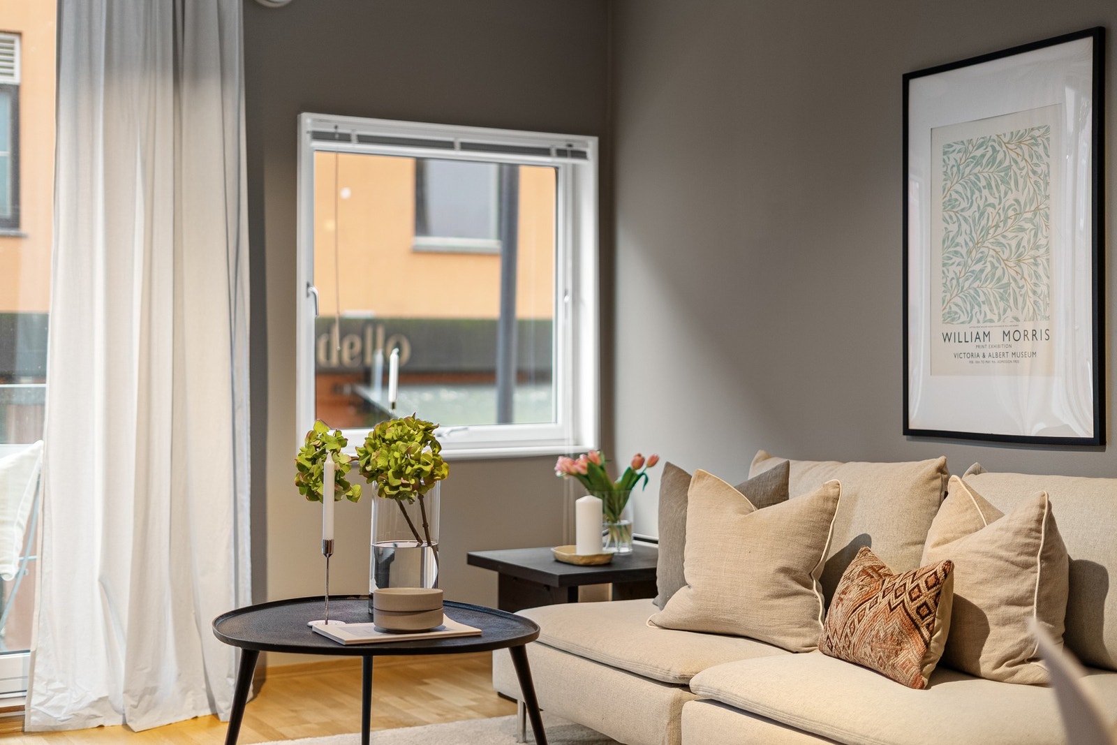 Stue - detalj. Galleribilde