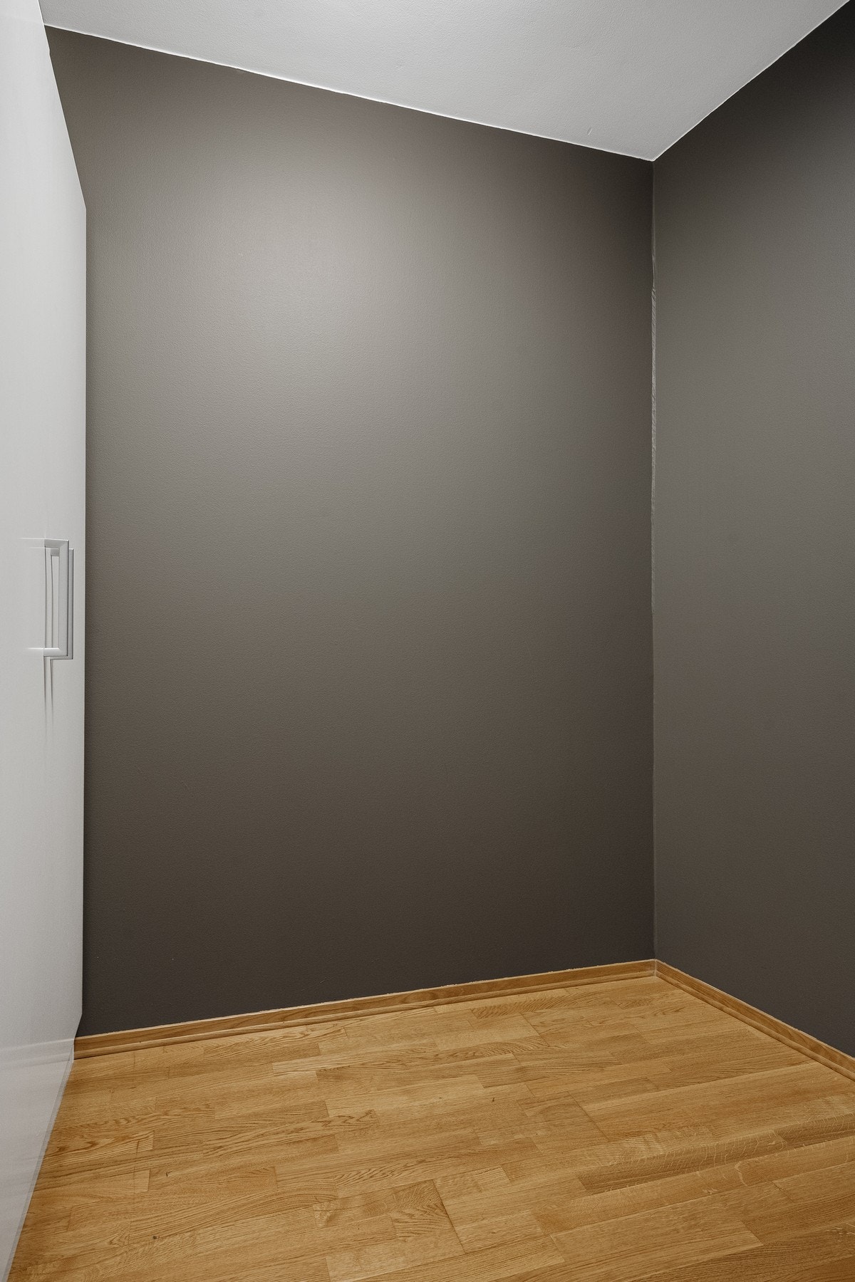 Garderobe i tilknytning til soverom. Galleribilde