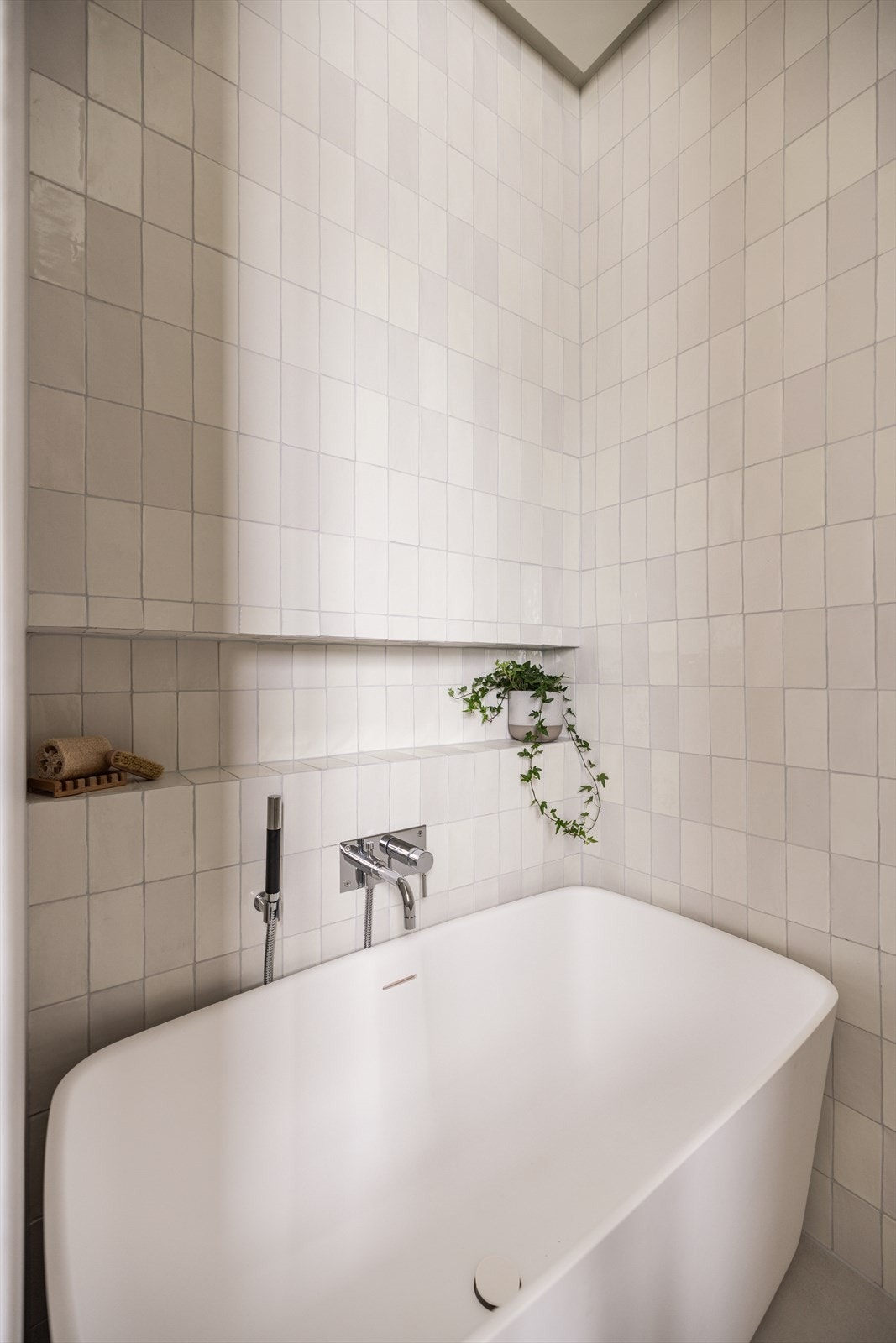 Detaljer | Badekar. Galleribilde