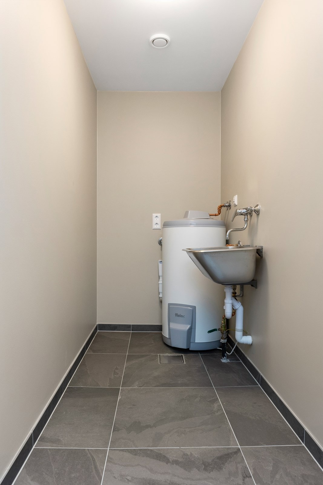 Bod/vaskerom. Galleribilde