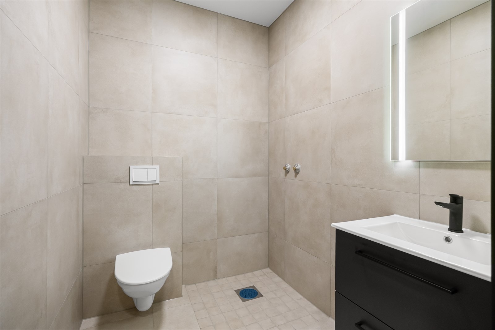 Bad nr. 2 i underetasjen. Galleribilde