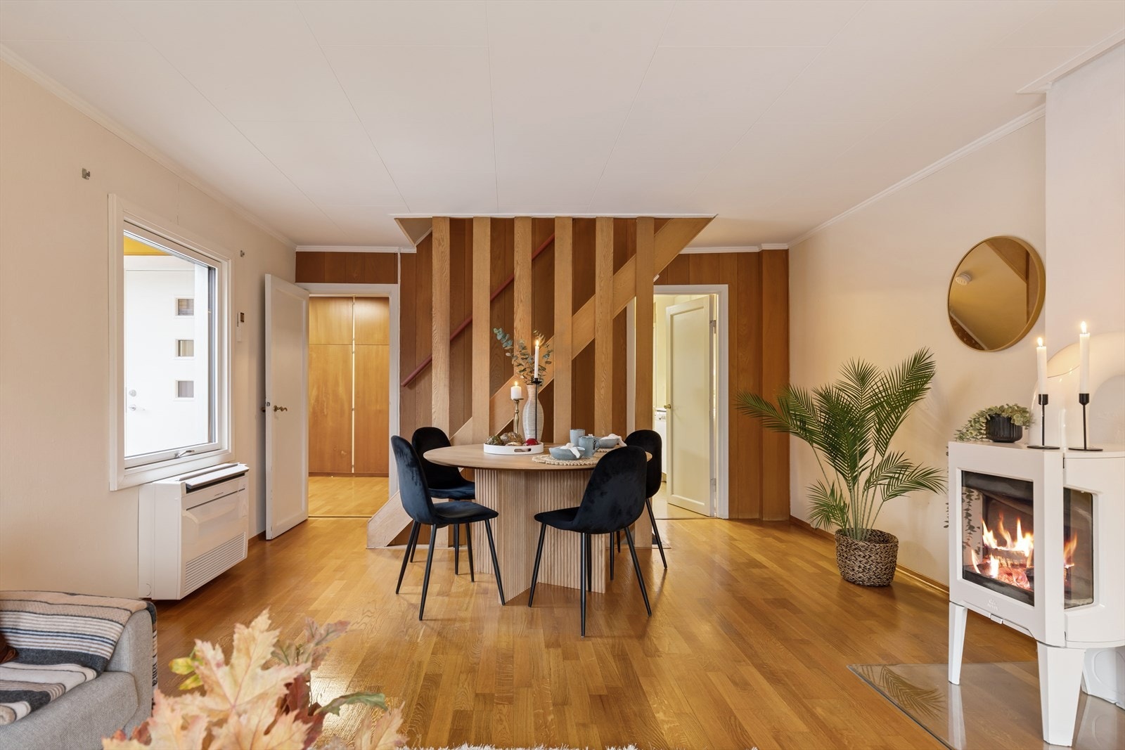 Vedovnen gir behagelig varme i stuen. Galleribilde