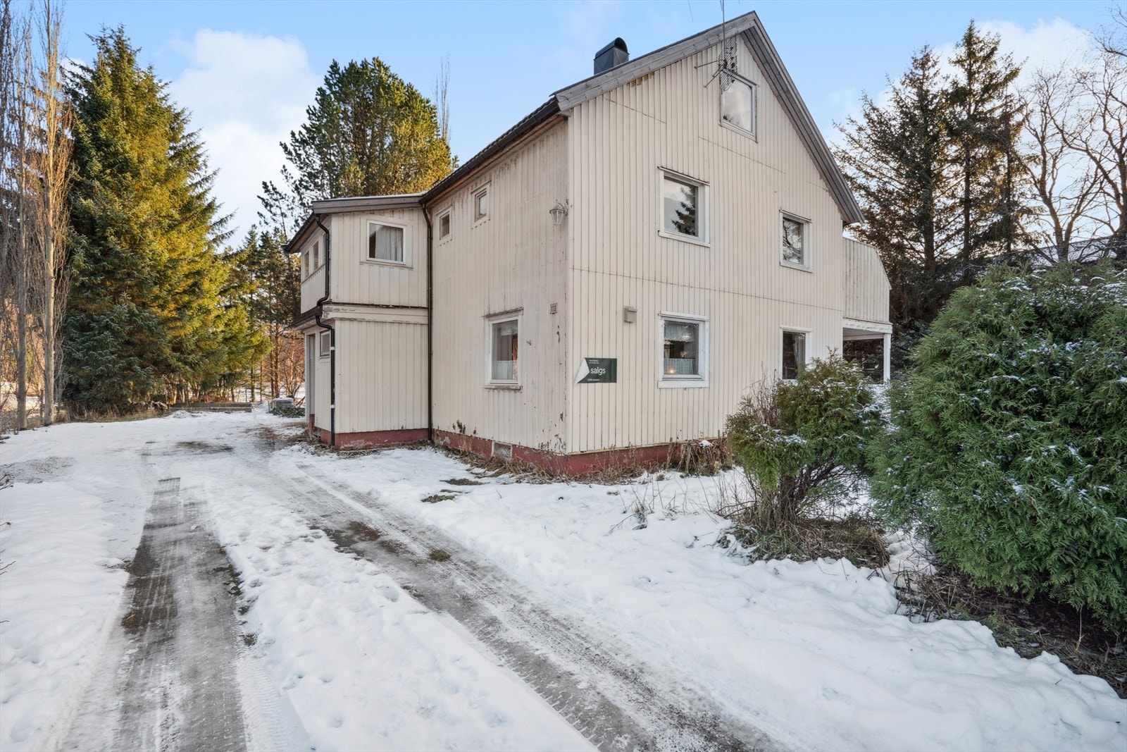 Fasade adkomst Galleribilde