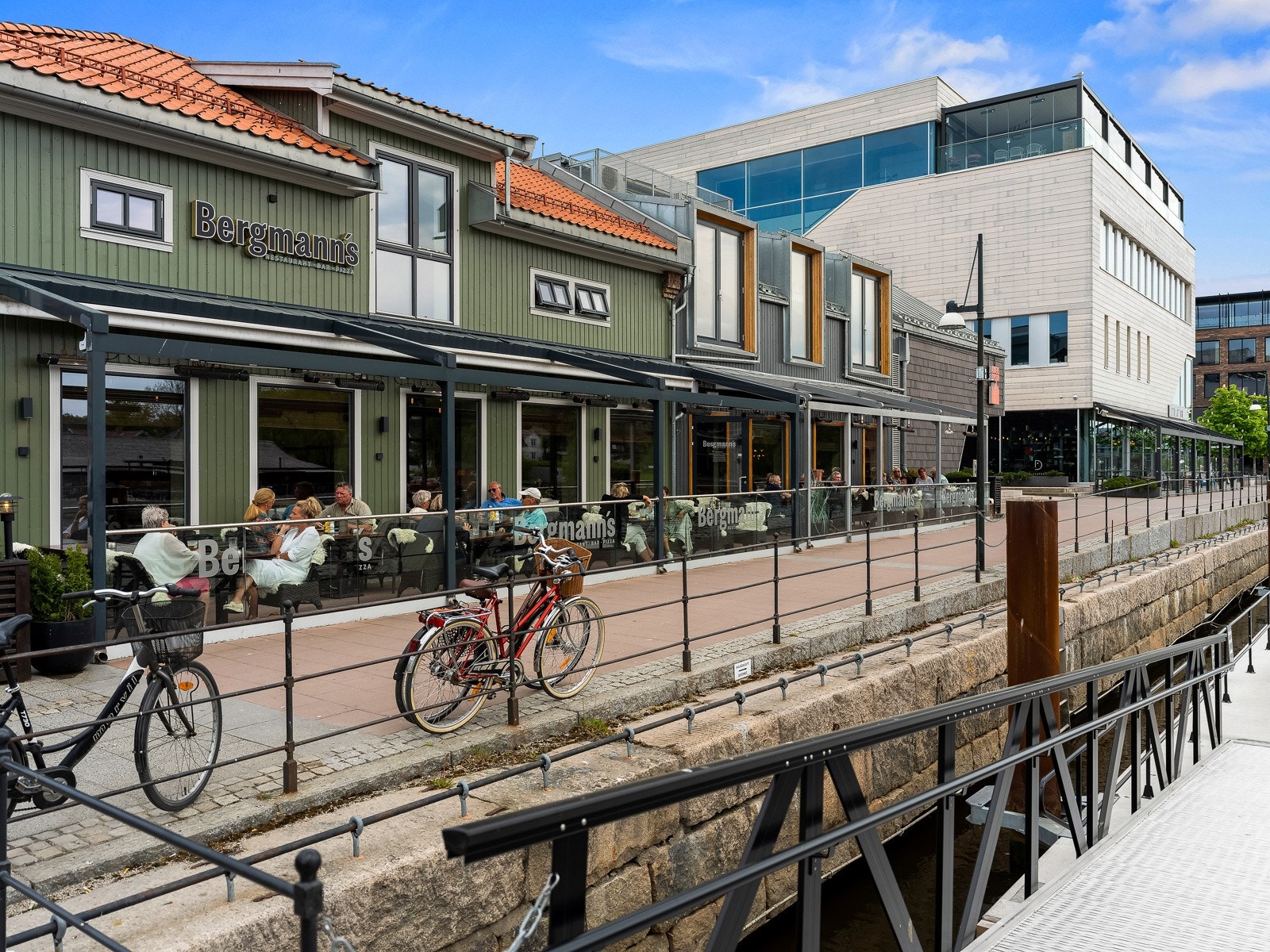 Bryggepromenaden Galleribilde