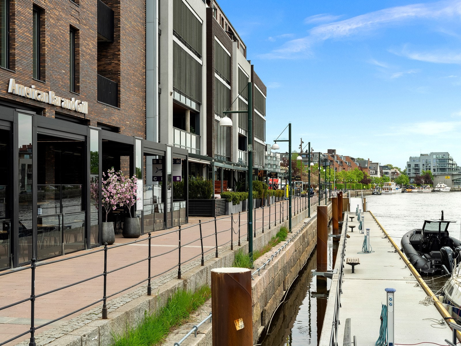 Bryggepromenaden Galleribilde